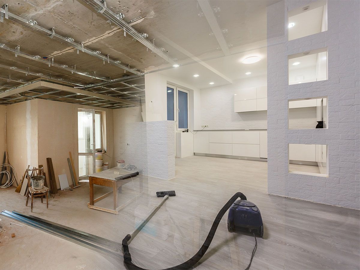 INNENAUSBAU VON BOTONJIC-BAU